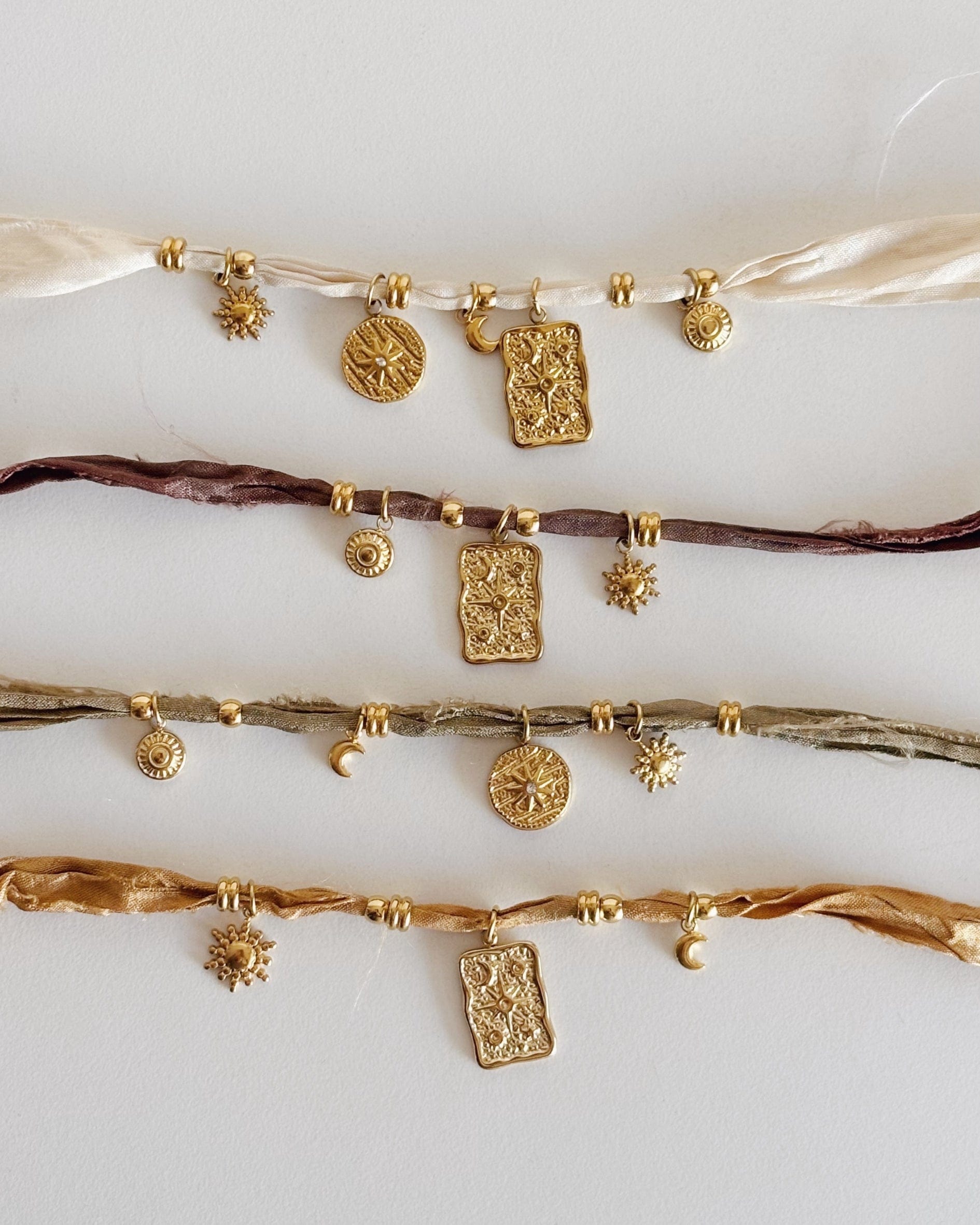 heylove COLLARES COLLAR DE SEDA CON CHARMS