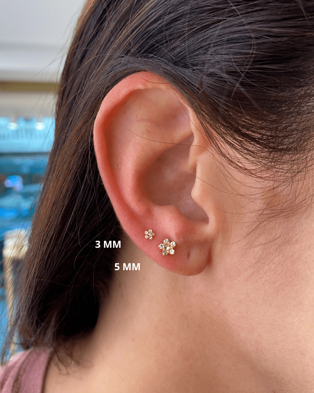 heylove Pendiente primera puesta FLOR CRISTALES 5 MM ORO