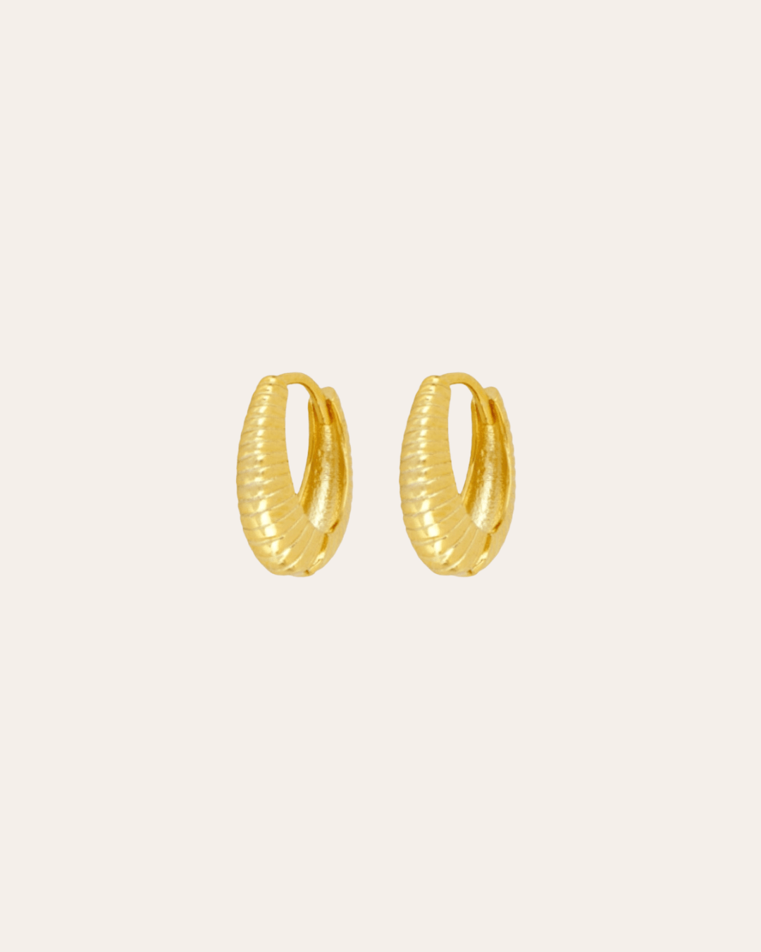 PENDIENTESheylovePENDIENTES SMALL WILS SAND HOOPS | HEYLOVE