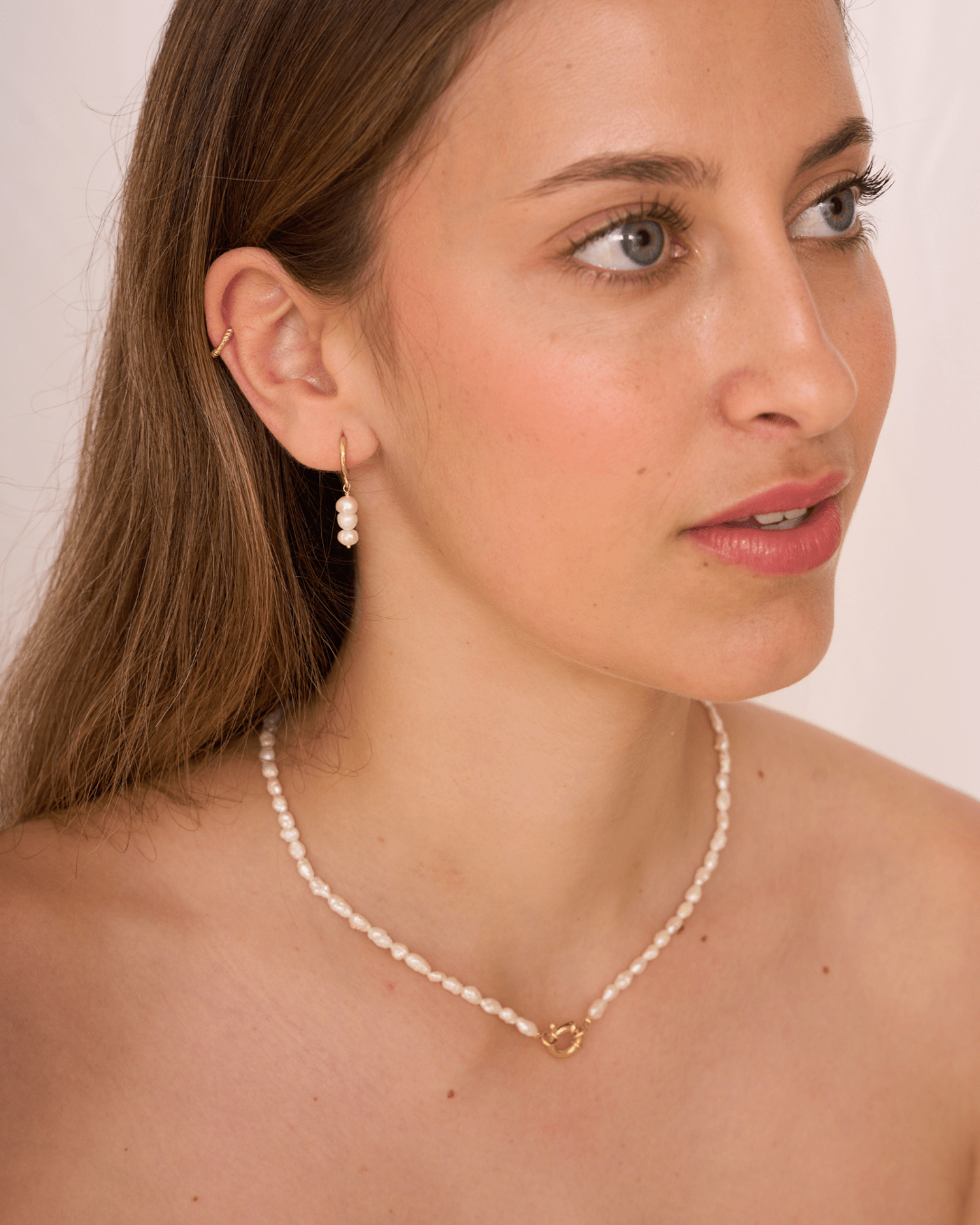 heylove PENDIENTES PENDIENTES TRIPLE PERLA