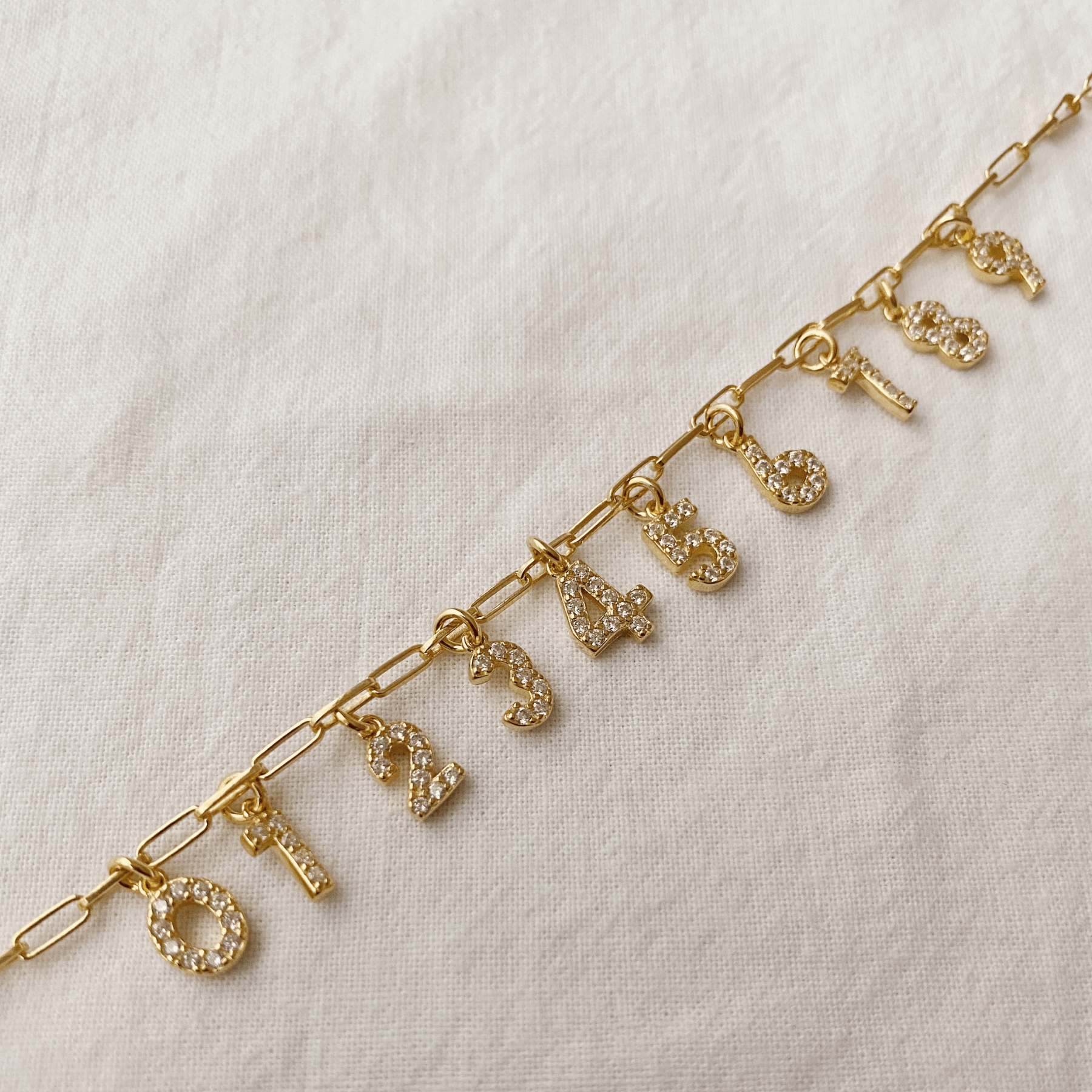 CHARMheyloveCharm números cz | heylove