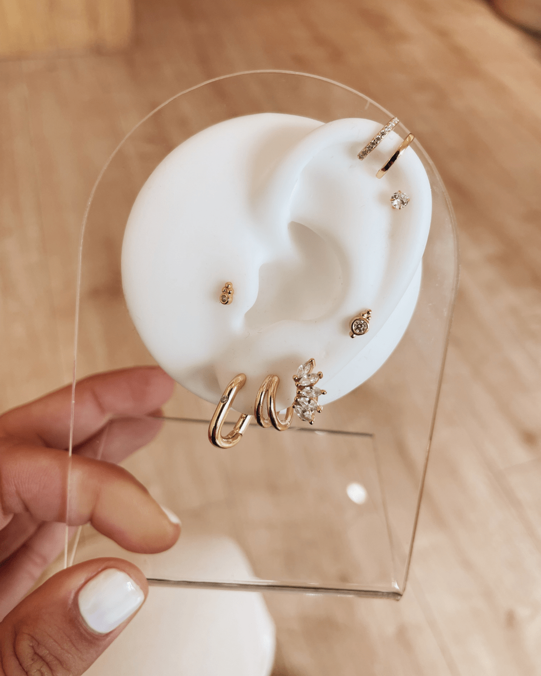 EARCUFFheylovePendiente earcuff two lines earcuff | heylove