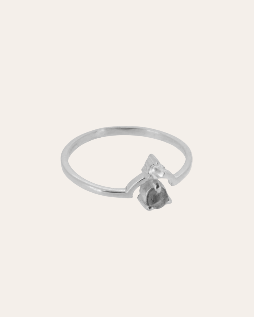LAST CHANCEheyloveAnillo Arrow plata | heylove Barcelona