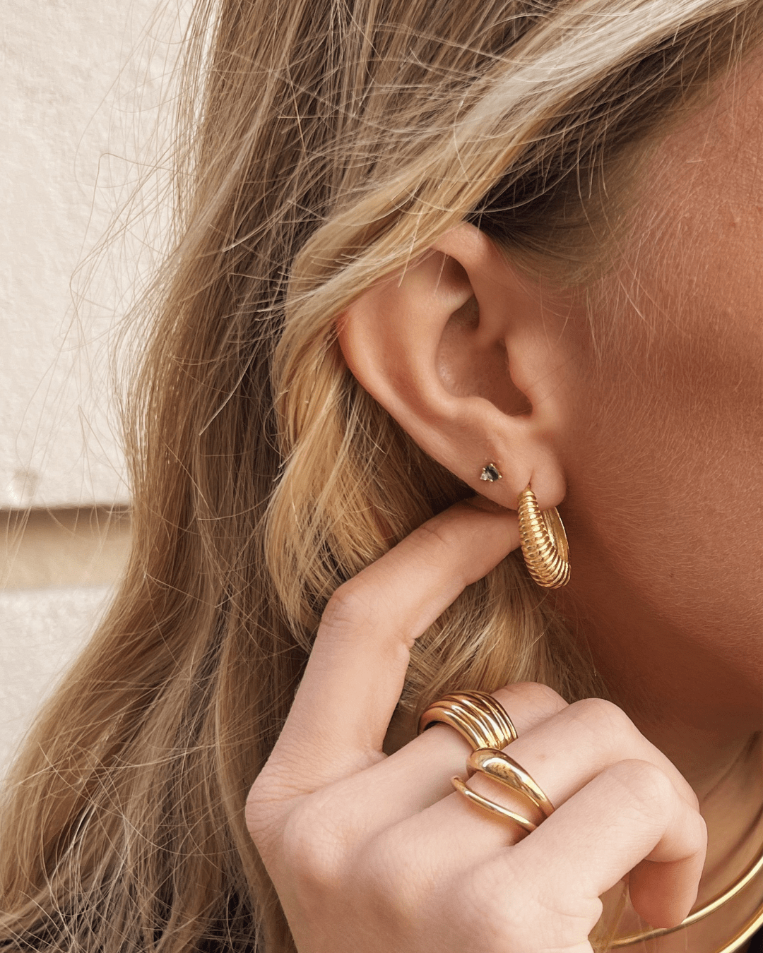 PENDIENTESheylovePendientes big wild sand hoops | heylove