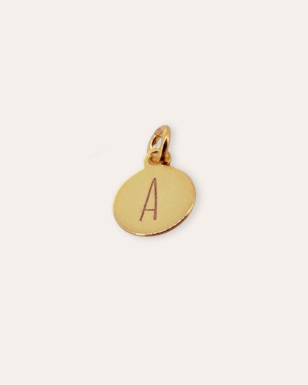 CHARMheyloveInicial de plata bañada en oro | heylove