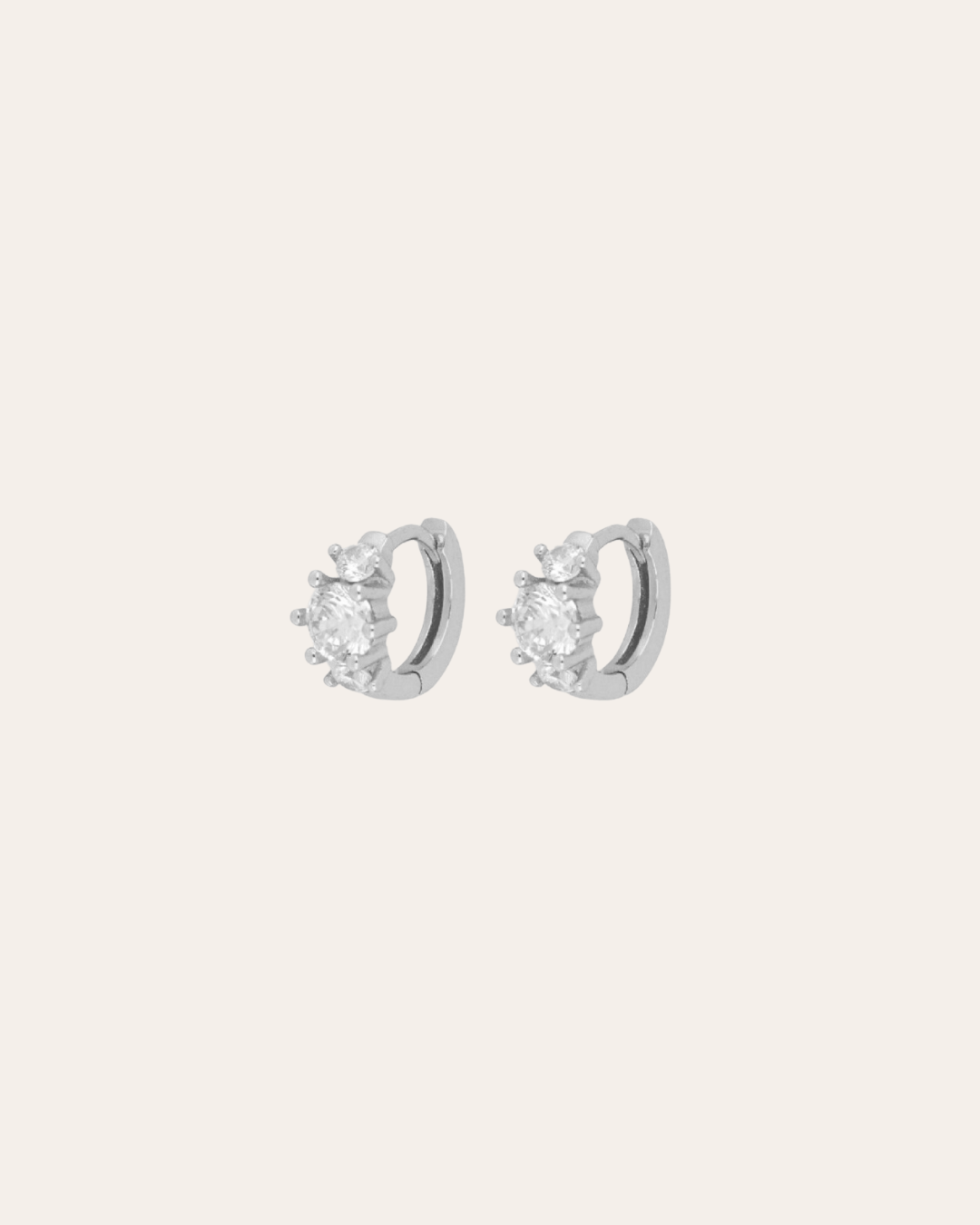 heylove PENDIENTES PENDIENTES MINI TRIPLE CZ HOOPS