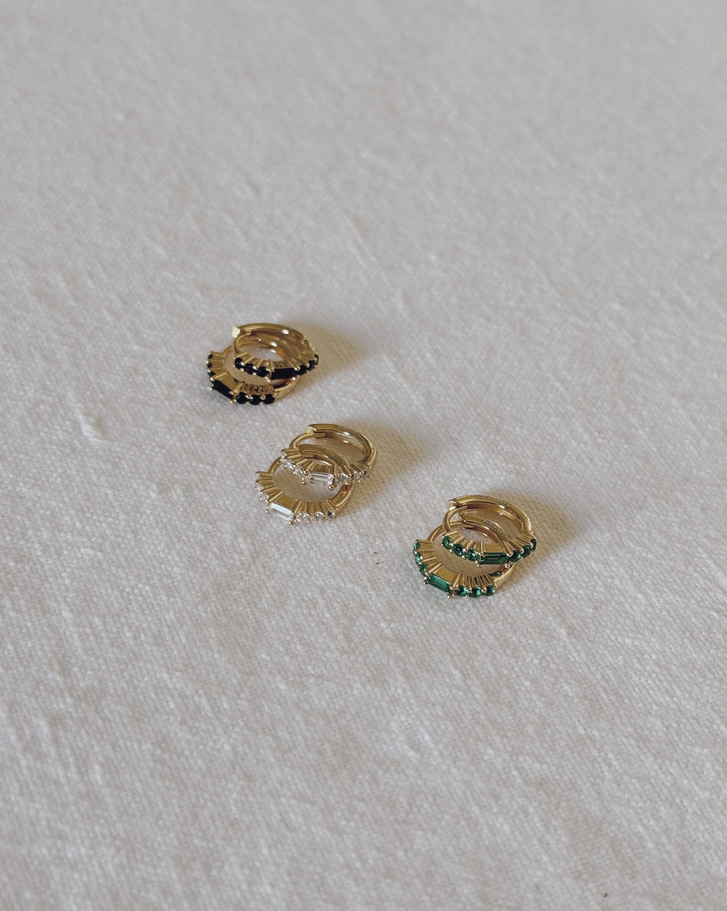 PENDIENTESheylovePENDIENTES ONE REVASSER | HEYLOVE