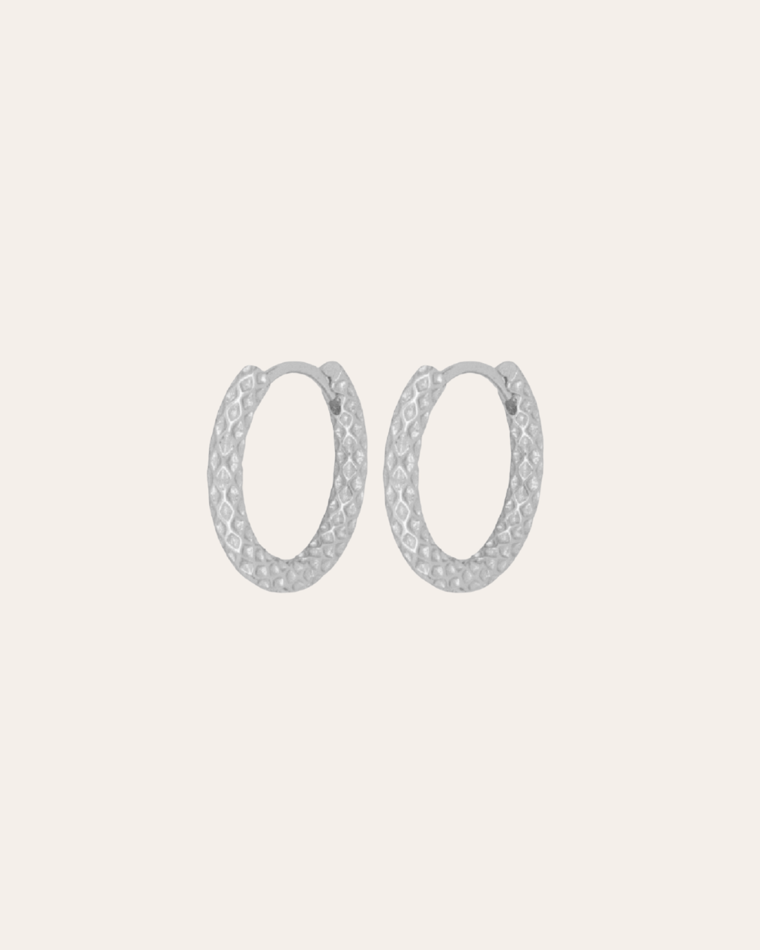 heylove PENDIENTES PENDIENTES ROUGH HOOPS 17 MM