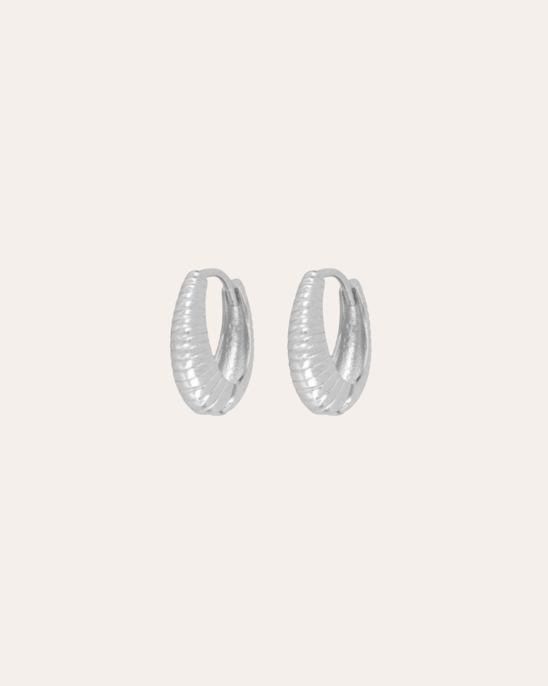PENDIENTESheylovePENDIENTES SMALL WILS SAND HOOPS | HEYLOVE