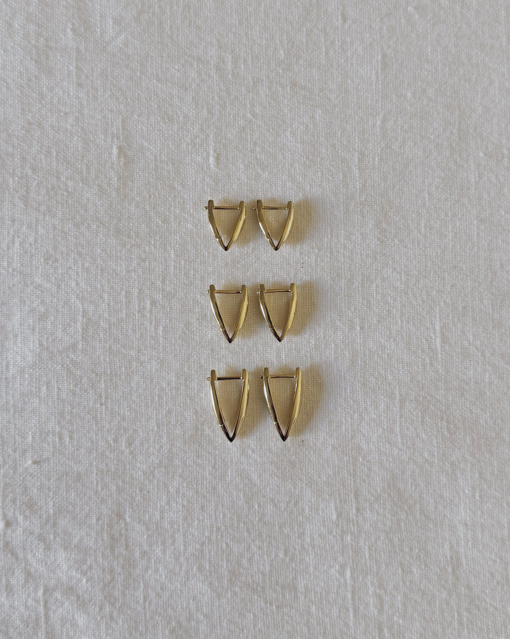 heylove PENDIENTES PENDIENTES TRIANGLE HOOPS 14/16/20 MM