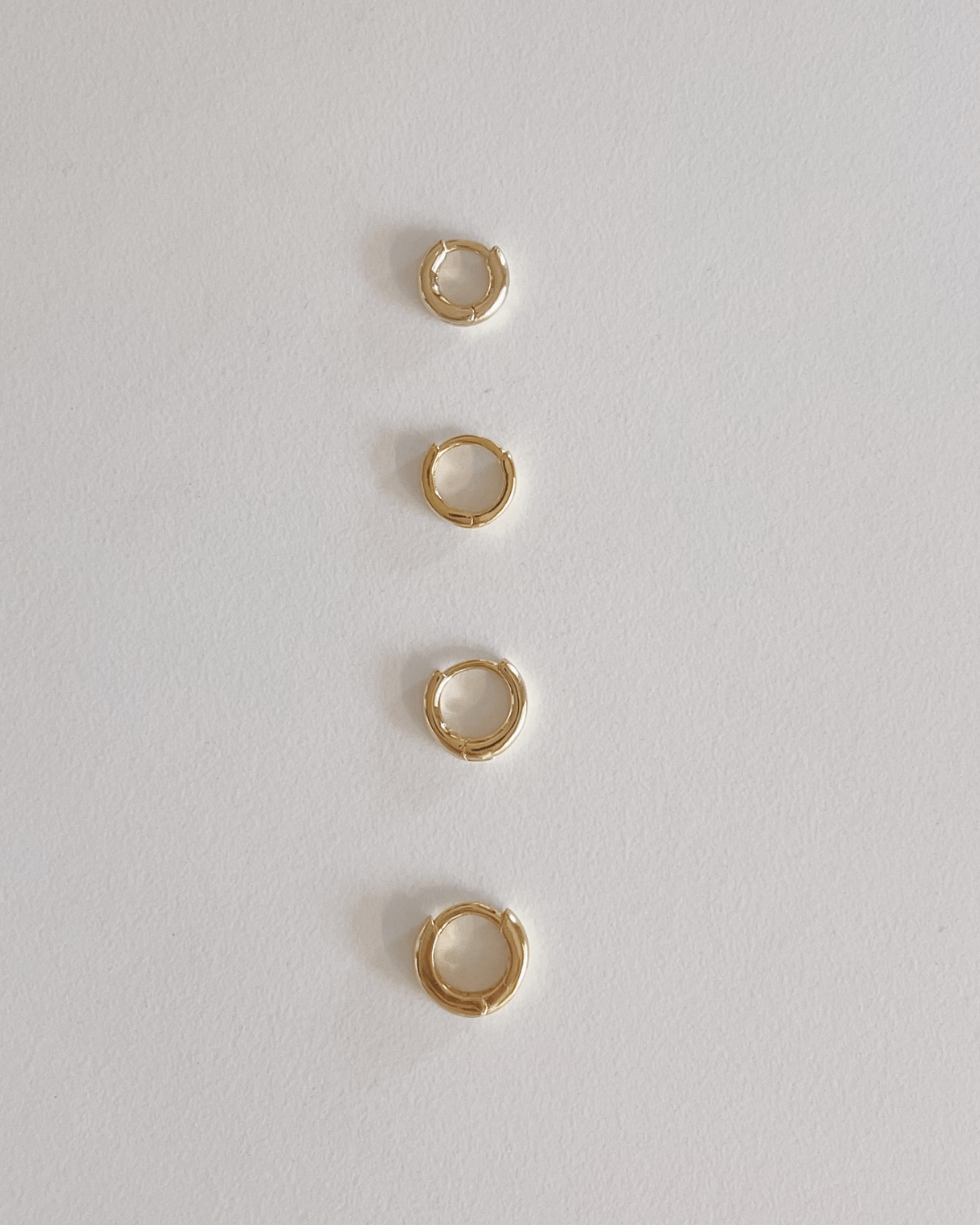 PIERCINGheylovePENDIENTES MINI ARITOS 12 Y 12 MM | HEYLOVE