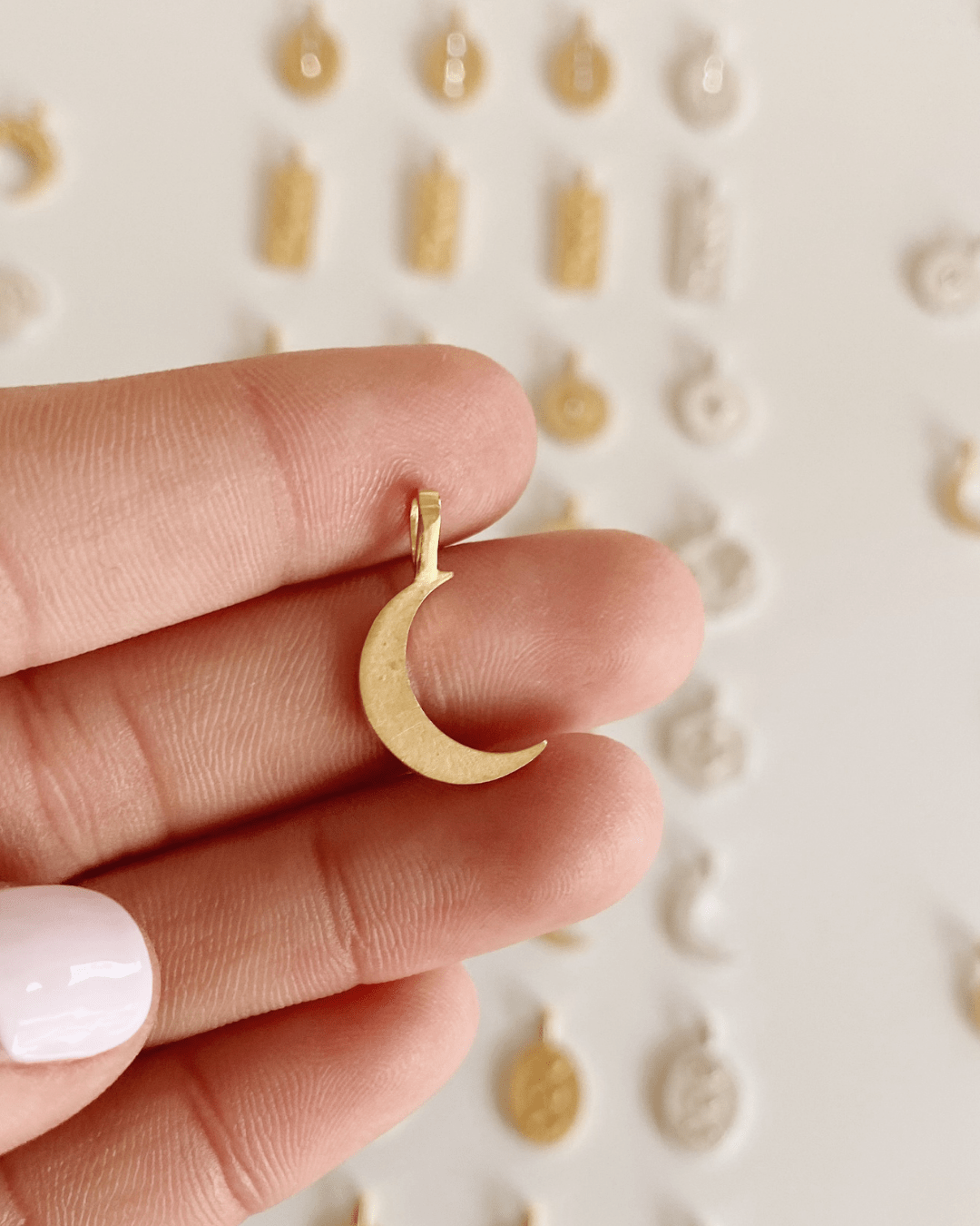 COLGANTEheyloveColgante media luna oro | heylove