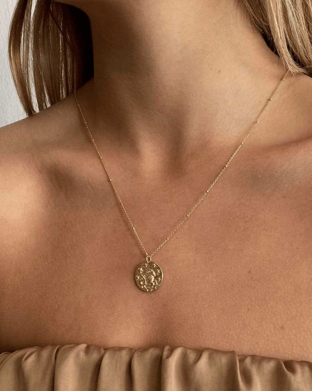 COLLARESheyloveCollar Capricornio plata bañada en oro | heylove