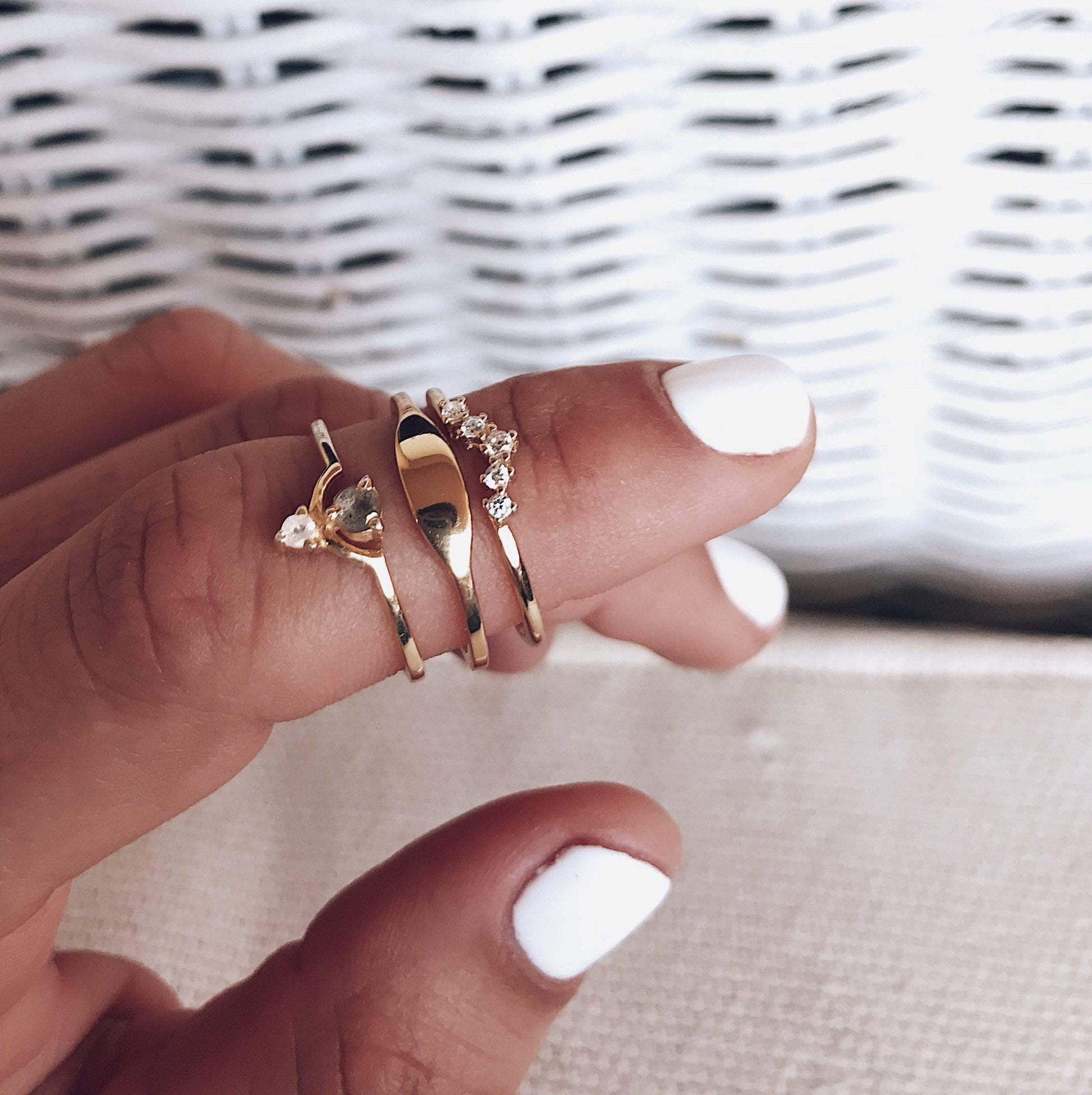LAST CHANCEheyloveAnillo Arrow plata | heylove Barcelona