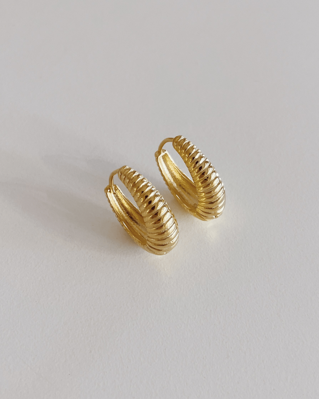 PENDIENTESheylovePendientes big wild sand hoops | heylove