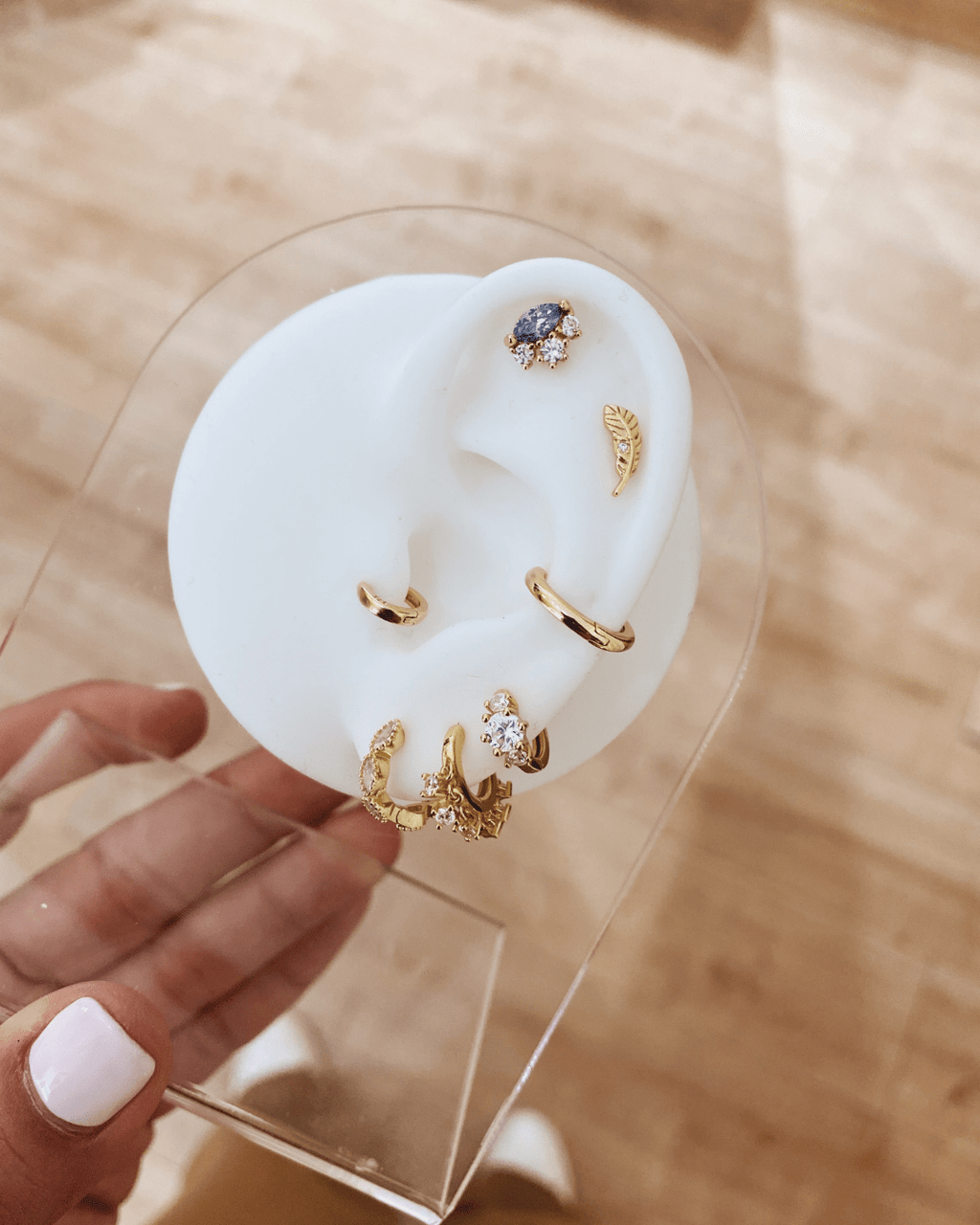 PIERCINGheylovePiercing blue eye | heylove