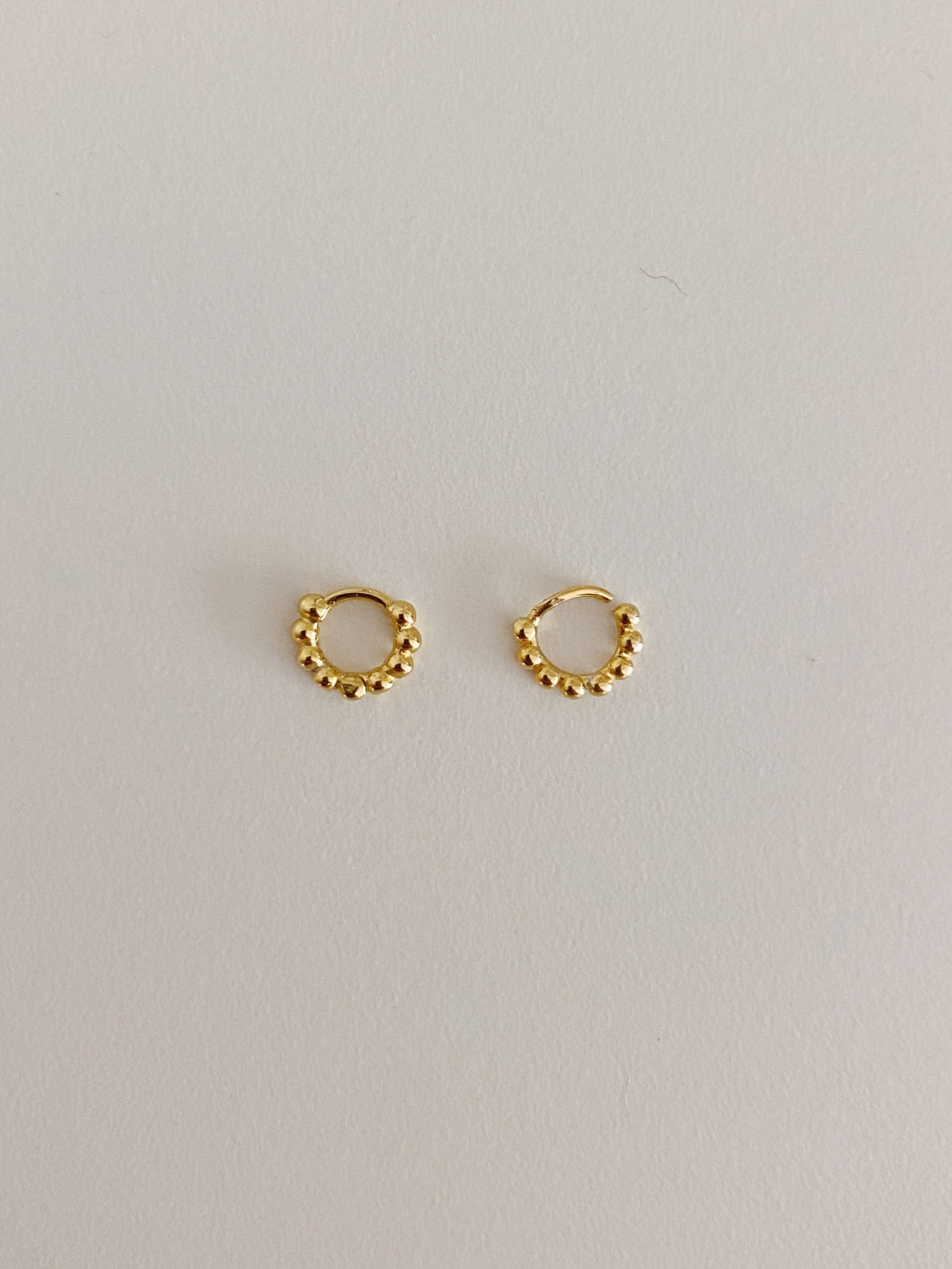PIERCINGheylovePiercing tiny balls click | heylove